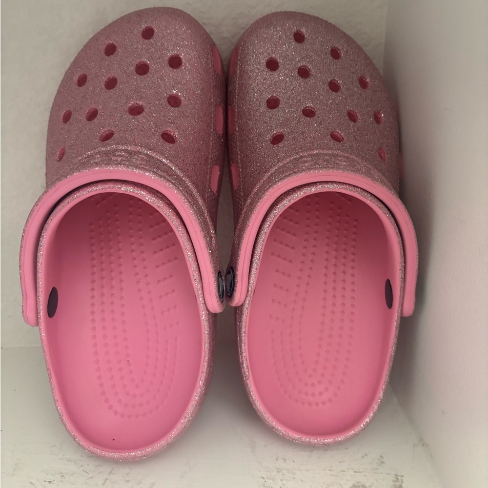 pink glitter crocs